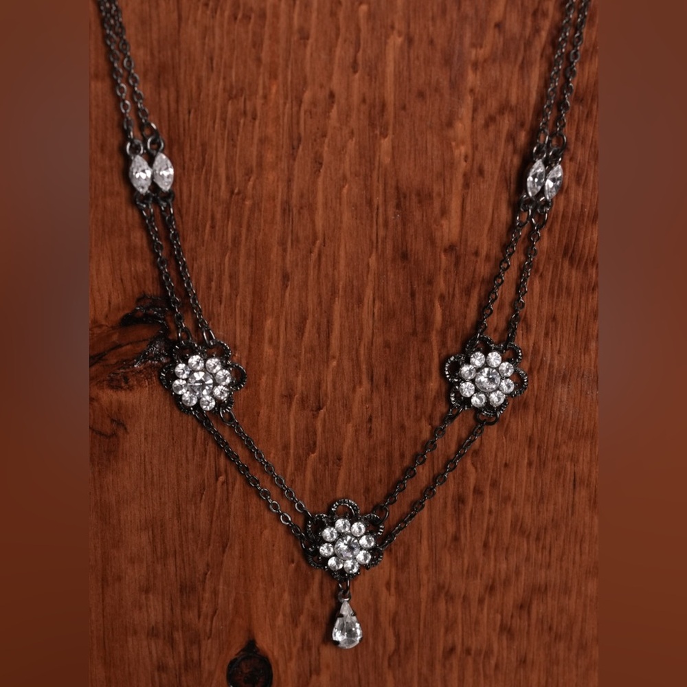 Gunn metal Black‎ and Silver Floral Necklace with crystal accents A11